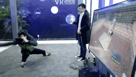 泛IT学院迎来首批学生参观,体验最顶级的黑科技!