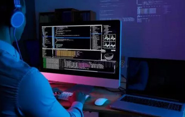 配图2 Spring MVC框架 配图2 Spring MVC框架
