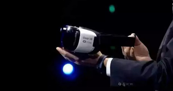 1552009131997664.jpg 配图5 我国VR产业新业态已初具规模.jpg