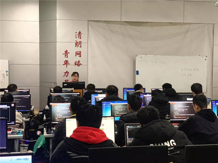 云和教育java培训老师 云和教育java培训老师