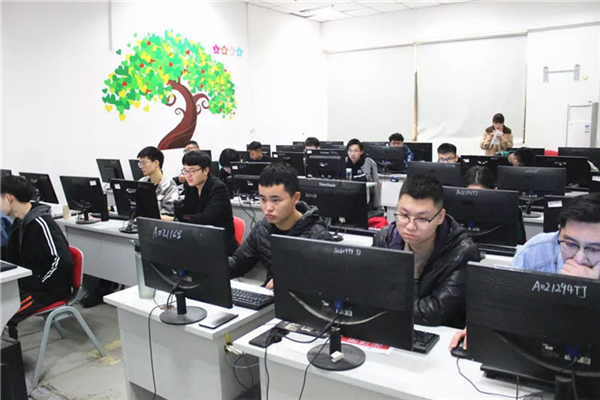 本专业同学 本专业同学