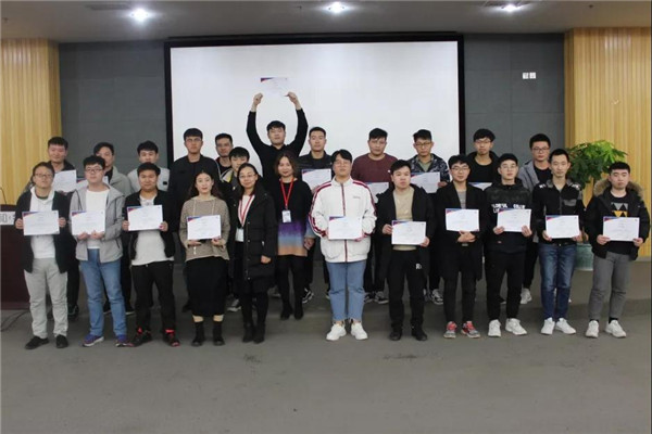 php培训班学员合影 php培训班学员合影